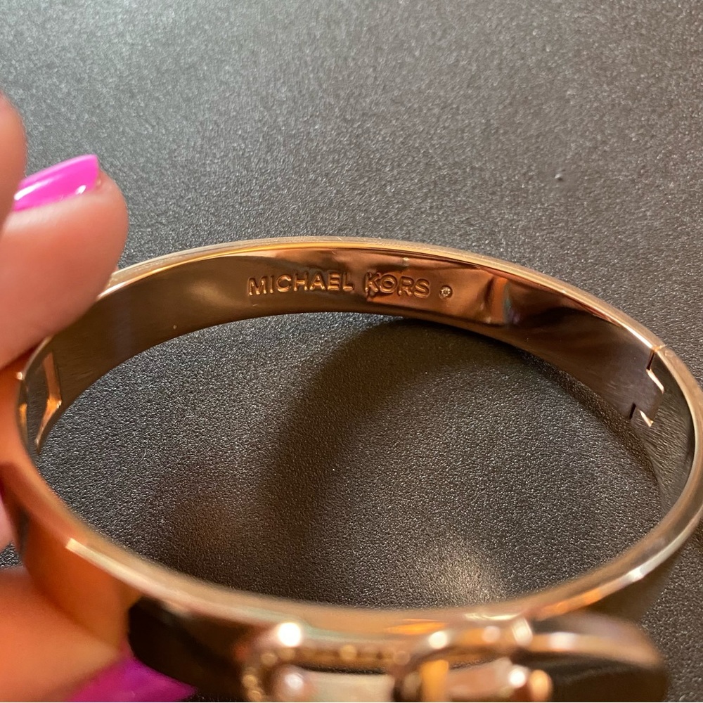 Michael Kors Padlock Bracelet - Picture 3 of 4
